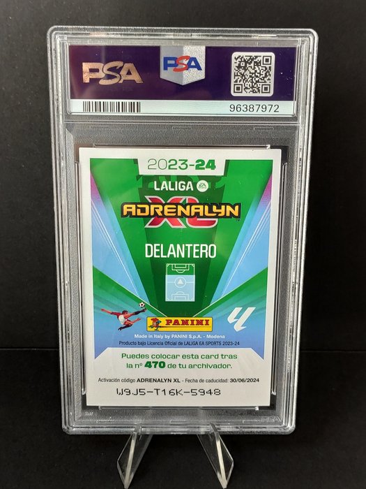 2023/24 Panini Adrenalyn XL Lionel Messi  Cristiano Ronaldo - Card Unica Dream Box PSA 10 Graded card