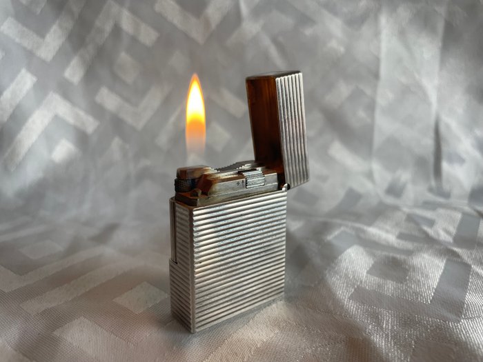 S.T. Dupont - Lighter - Forsølvet