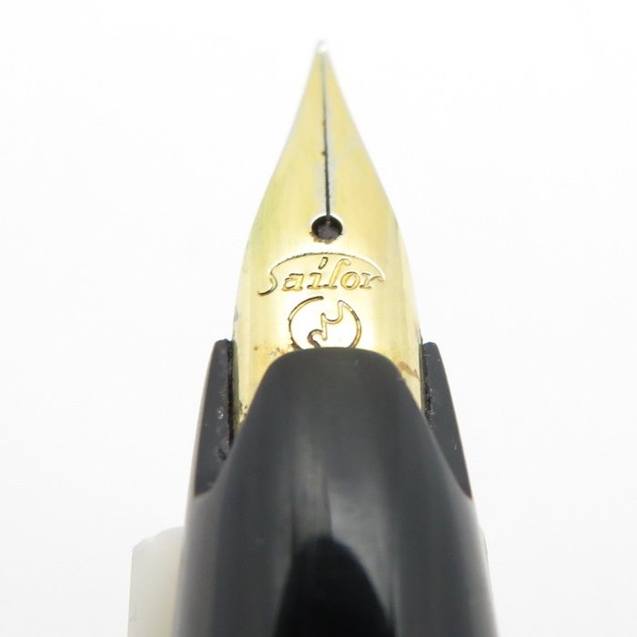 Sailor - Short (gold) - 14K gold nib (F) - Fyldepen