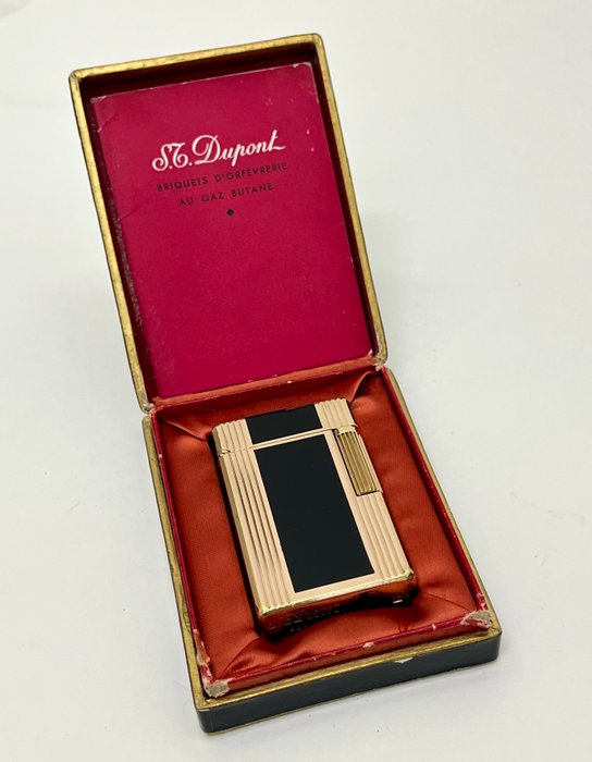 S.T. Dupont - Lighter - Forgyldt, kinesisk lak