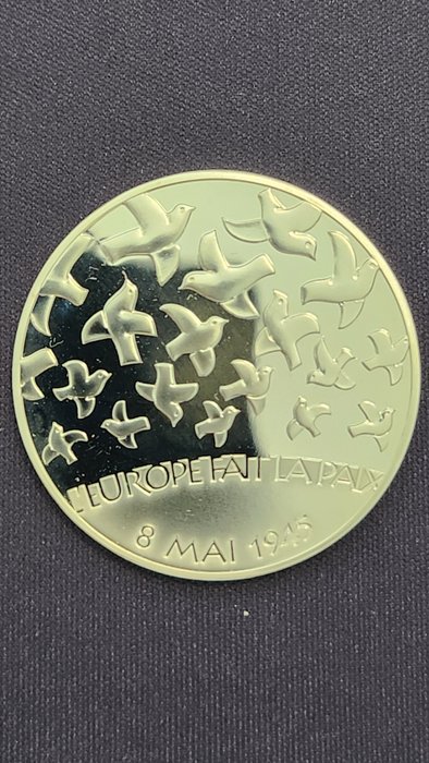 Frankrig. 1 1/2 Euro 2005  (Ingen mindstepris)