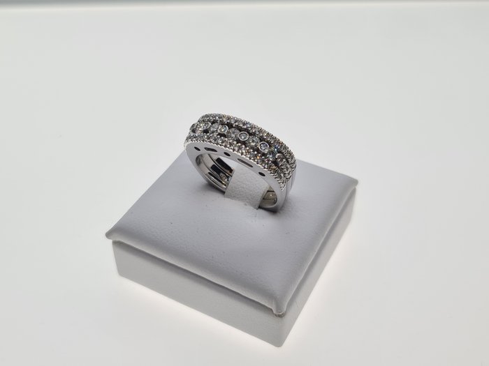 18 kraat Hvidguld - Ring - 0.55 ct Diamant - Diamanter