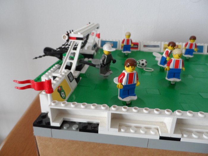 Lego - Sport - 3409 - Football pitch - Zidane - 1990-2000 - Danmark