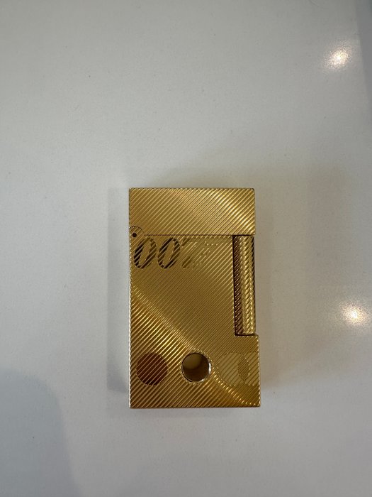 S.T. Dupont - James Bond 007 Gold Limited Edition - Lighter - Guld