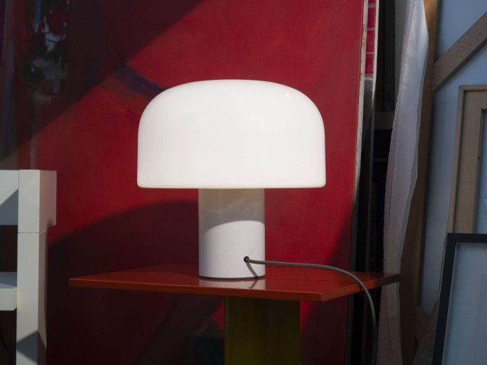 Flos - Edward Barber  Jay Osgerby - Bordlampe - Bellhop Glass T - Aluminium, Glas