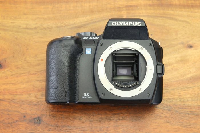 Olympus E-500 + acc. | Digitalt refleks kamera (DSLR)