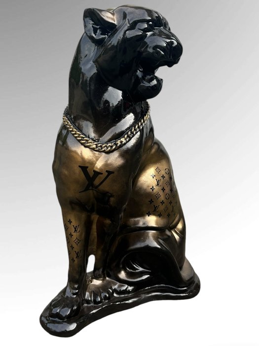 AmsterdamArts - XL panther X Louis Vuitton chain statue