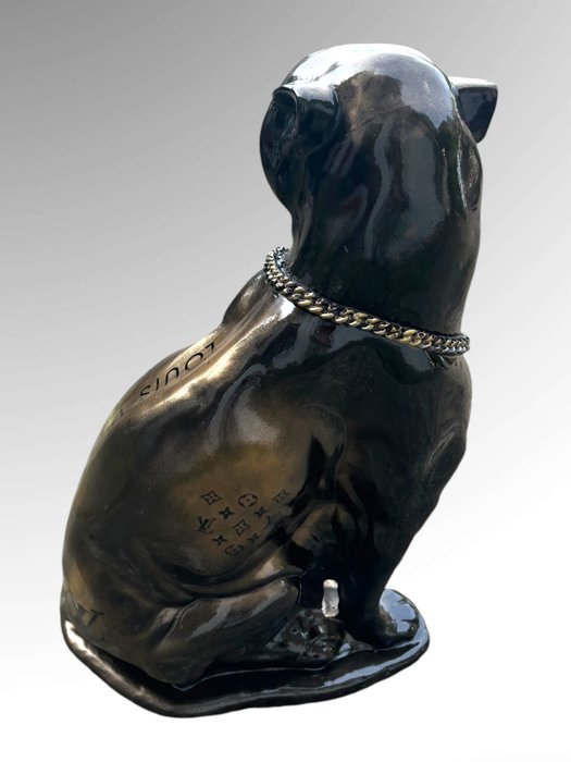 AmsterdamArts - XL panther X Louis Vuitton chain statue