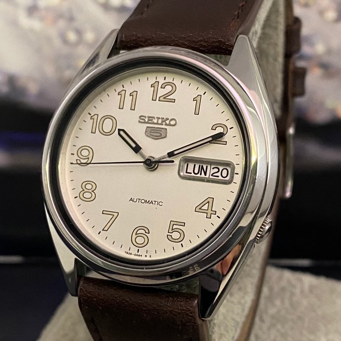 Seiko - Seiko 5 Automatic Day-Date - Ingen mindstepris - 7S26--3180 - Mænd - 1970-1979