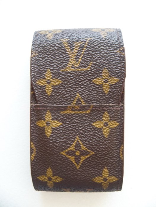 Louis Vuitton - Cigaretetui - Coated canvas Taiga læder