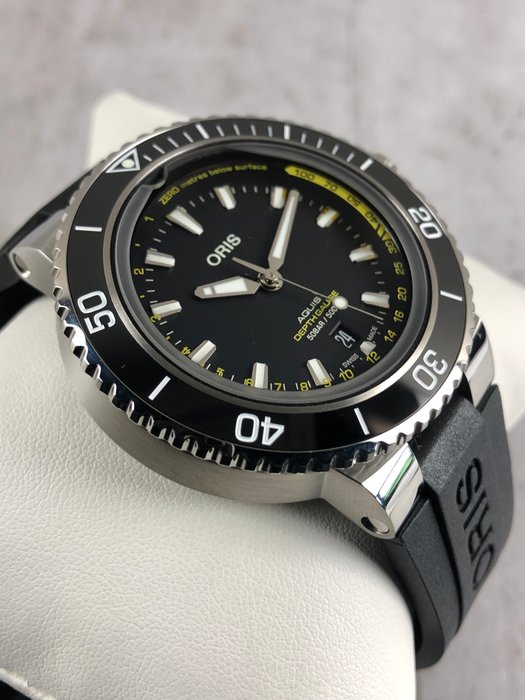 Oris - Aquis Depth Gauge Automatic 50BAR - 01 733 7755 4154-Set RS - Mænd - 2011-nu