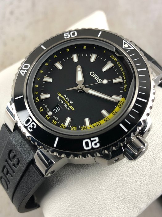 Oris - Aquis Depth Gauge Automatic 50BAR - 01 733 7755 4154-Set RS - Mænd - 2011-nu