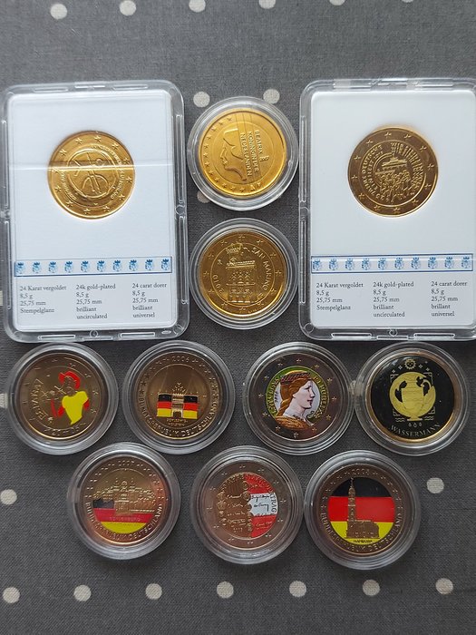 Europa. 2 Euro 2005/2015 (11 moedas coloridas / gold plated)  (Ingen mindstepris)