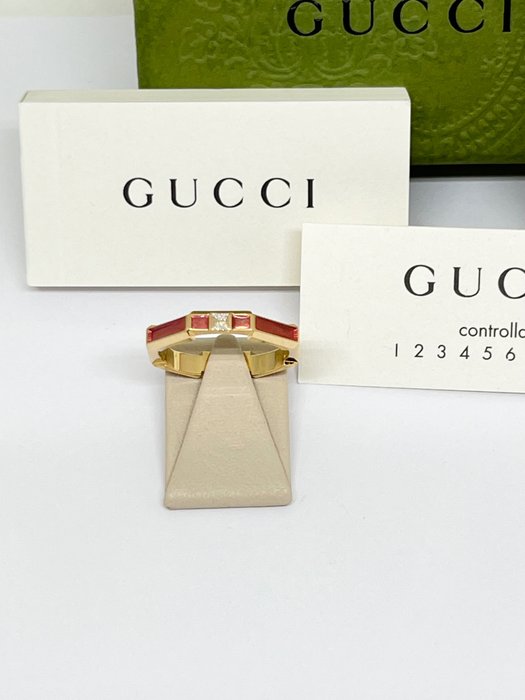 Gucci - Ring - Link 2 Love Diamond  Enamel - 18 kraat Gulguld