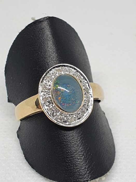 Ingen mindstepris - Ring - 14 karat Gulguld Opal - Diamant