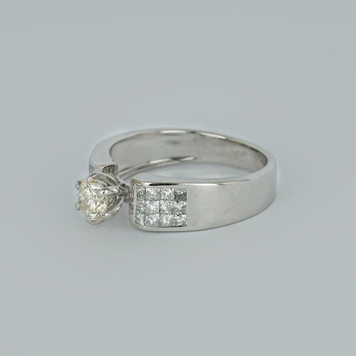 Ring - 14 karat Hvidguld -  0.97ct. tw. Diamant (Natur) - Diamant - Solitaire diamantring