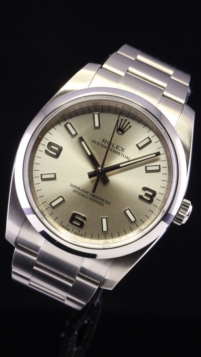 Rolex - Oyster Perpetual - 114200 - Unisex - 2011-nu