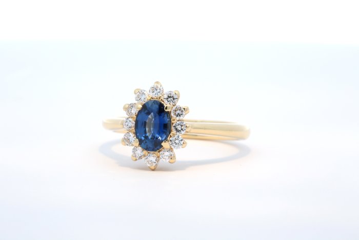 14 karat Gulguld - Ring - 0.80 ct Safir - Diamanter