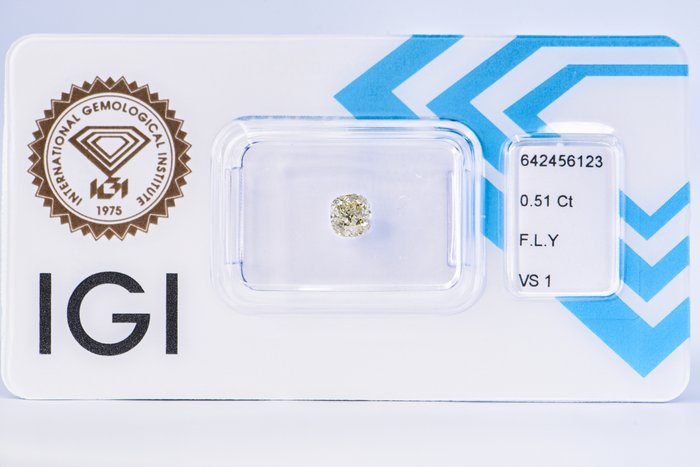 Ingen mindstepris - 1 pcs Diamant  (Naturfarvet)  - 0.51 ct - Pude - Fancy light Gul - VS1 - International Gemological Institute (IGI)