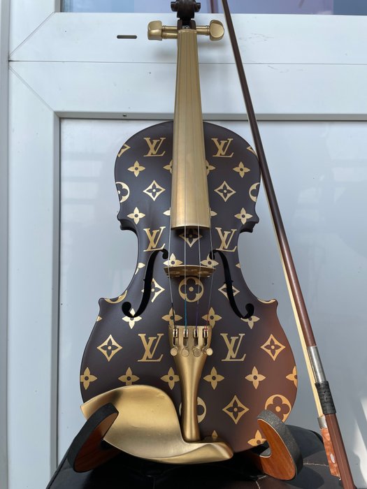 JReinhardt - Louis Vuitton Violin - Brown  Gold