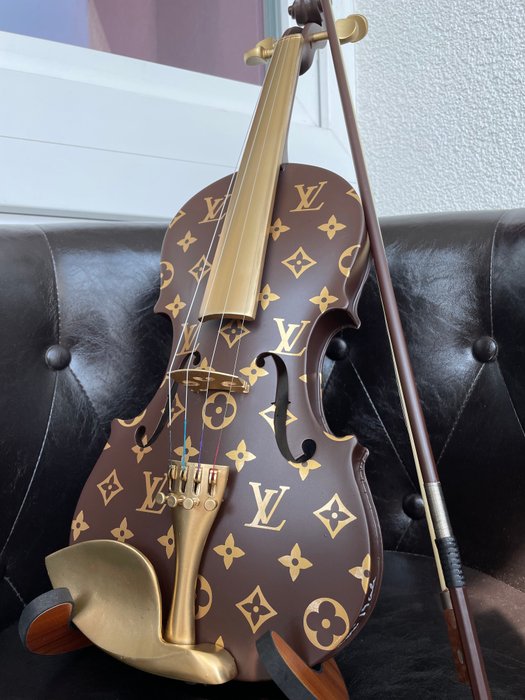 JReinhardt - Louis Vuitton Violin - Brown  Gold