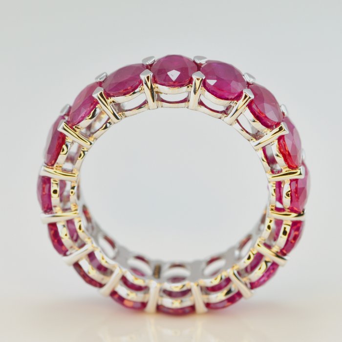 Ingen mindstepris - Ring - 14 karat Hvidguld -  9.60ct. tw. Rubin - Burma Ruby Eternity ring