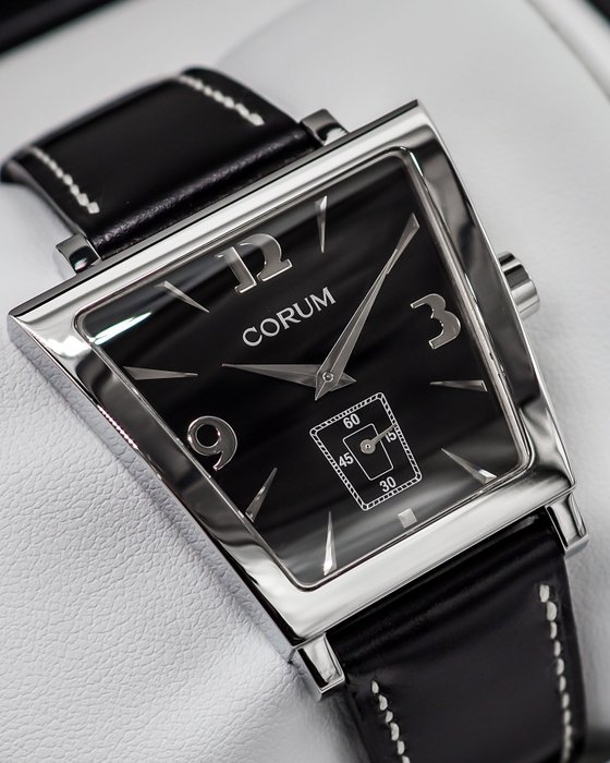 Corum - Trapeze - Ingen mindstepris - * BRAND NEW * - Kvinder - 2020+