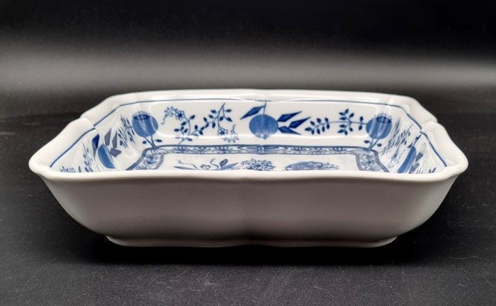 Hutschenreuther - Bordservice - 1. valg! Løgmønster Eksklusiv firkantet skål ca 23,5 x 23,5 cm - Porcelæn