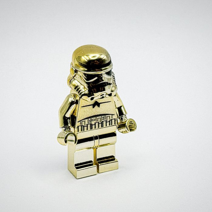 Lego - Star Wars - Gold Plated StormTrooper Custom Item on Lego Parts