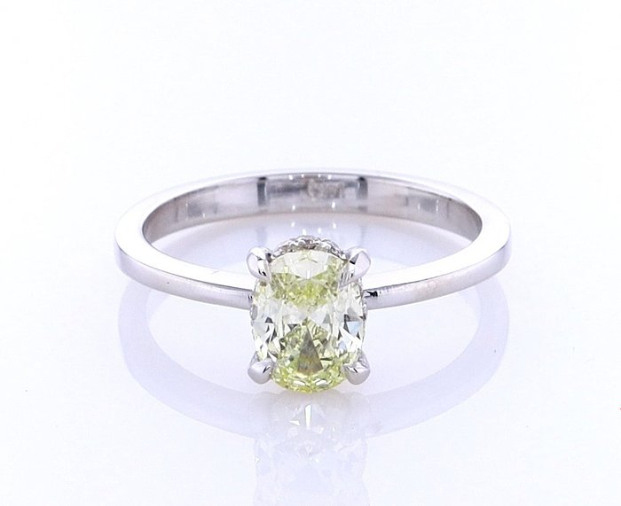 Ring - 14 karat Hvidguld -  069ct tw Diamant (Naturfarvet) - Diamant