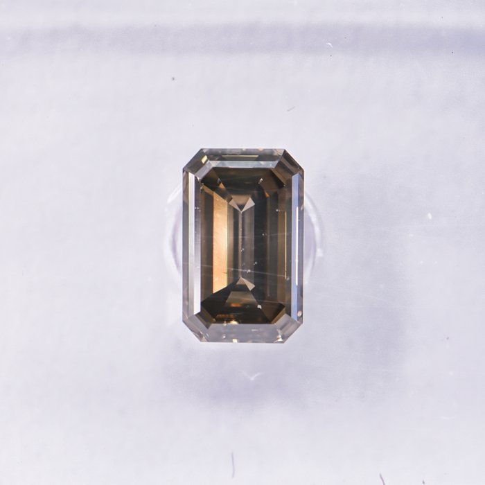 Ingen mindstepris - 1 pcs Diamant  (Naturfarvet)  - 0.61 ct - Smaragd - Fancy Grå, Grønlig Gul - SI2 - International Gemological Institute (IGI)