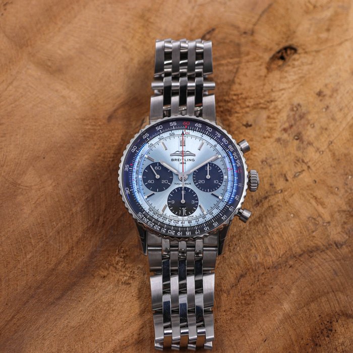 Breitling - Navitimer - AB0139 - Mænd - 2020+