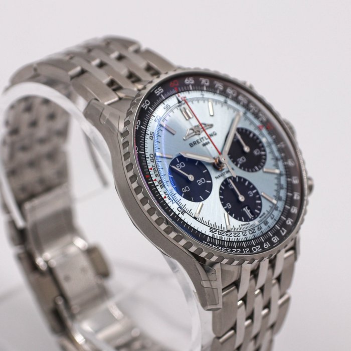 Breitling - Navitimer - AB0139 - Mænd - 2020+