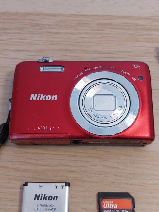 Nikon Coolpix S6700 Digitalkamera