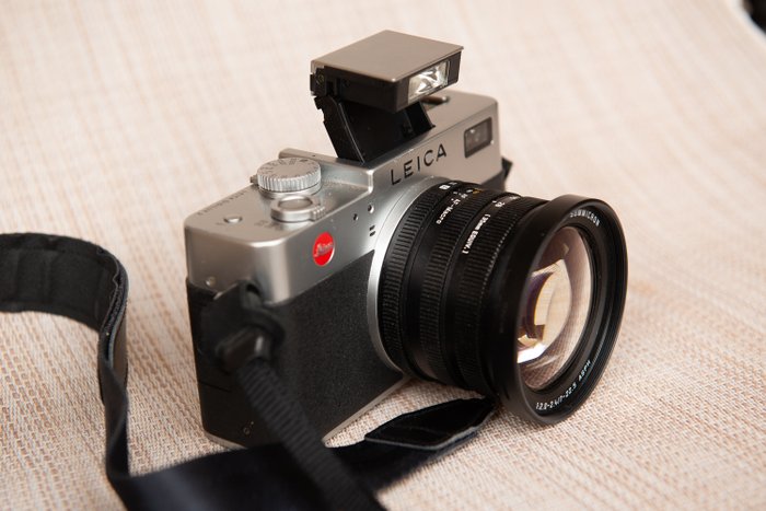 Leica Digilux 2 full set Digitalkamera