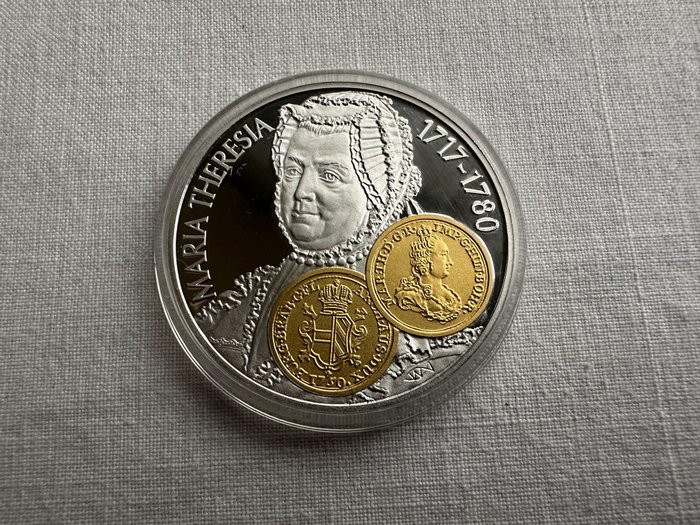 Hollandske Antiller. 10 Gulden 2001 Handelsmunt 'Maria Theresia' zilver met gouden inlay  (Ingen mindstepris)