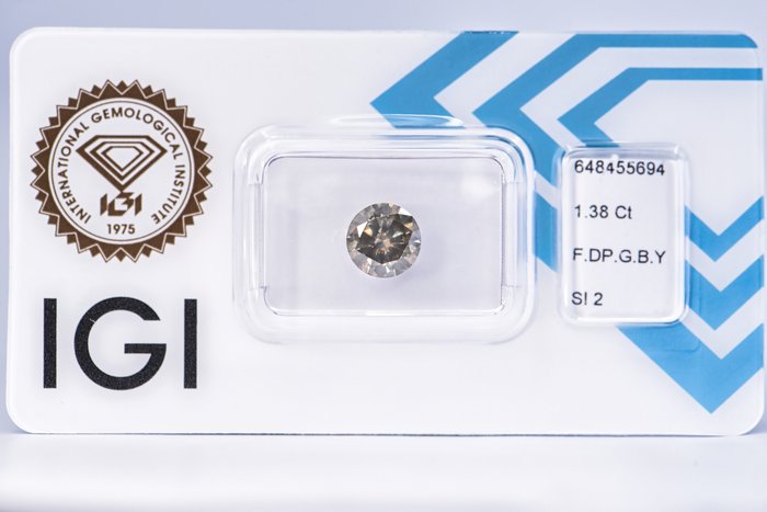 Ingen mindstepris - 1 pcs Diamant  (Naturfarvet)  - 1.38 ct - Rund - Fancy deep Brunlig, Grå Gul - SI2 - International Gemological Institute (IGI)