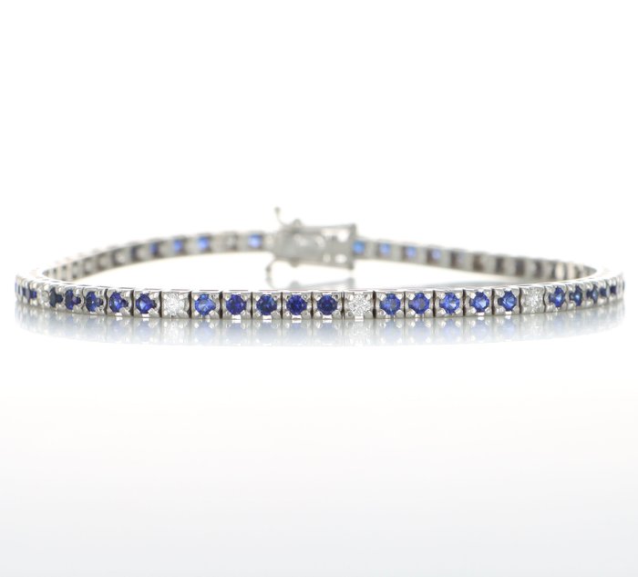 Ingen mindstepris - Armbånd - 18 kraat Hvidguld -  2.65ct. tw. Safir - Diamant