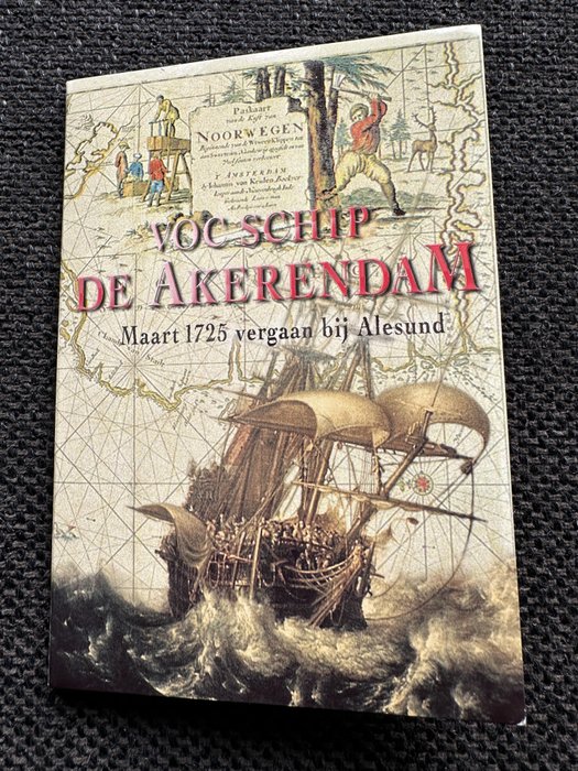 Holland. Jaarset 2001 "Akerendam II" incl. zilveren dubbele Wapenstuiver  (Ingen mindstepris)