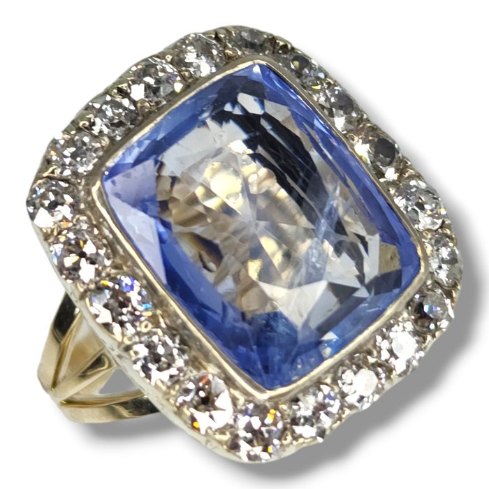 Ring - 14 karat Gulguld, Cushion Blue Natural Sapphire Ring (Sri Lanka) 8,50 karat -  8.50ct. tw. Safir - Diamant