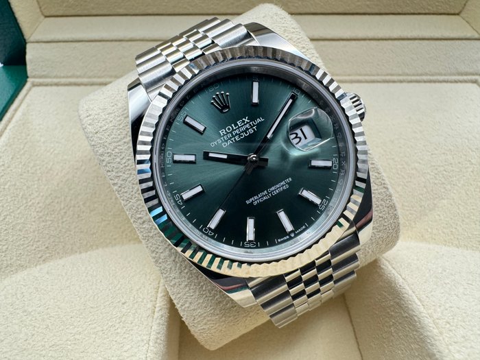 Rolex - Datejust - 126334 - Mænd - 2024