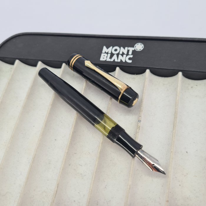 Montblanc - 234 1/2 G "Flat top" - War time steel nib (OB) - 1940's - Fyldepen