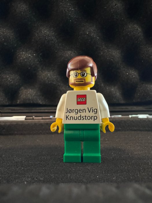 Lego - Minifigurer - VERSION 6 - JØRGEN VIG KNUDSTORP - LEGO BUSINESS CARD MINIFIGURE - RARE - NO - 2010-2020