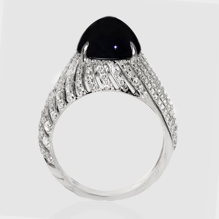 Ingen mindstepris - Ring - 14 karat Hvidguld -  8.47ct. tw. Safir - Diamant - IGI 7,37 ct blå