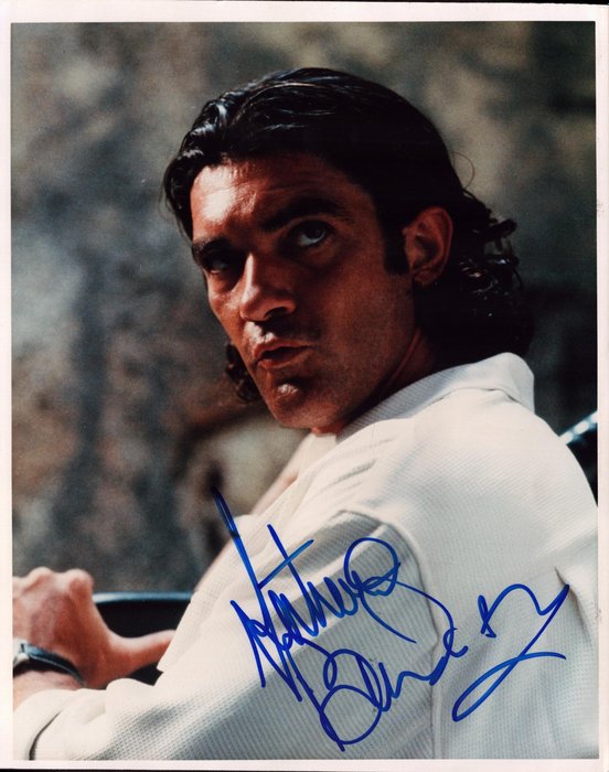 Antonio Banderas - Signed Photo (20x25 cm)