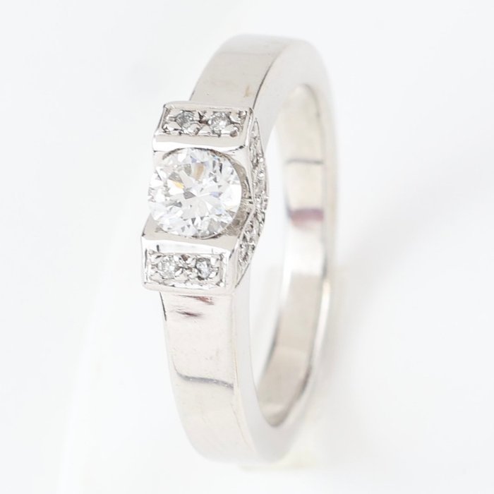 Ring - 18 kraat Hvidguld -  0.51ct. tw. Diamant (Natur) - Diamant