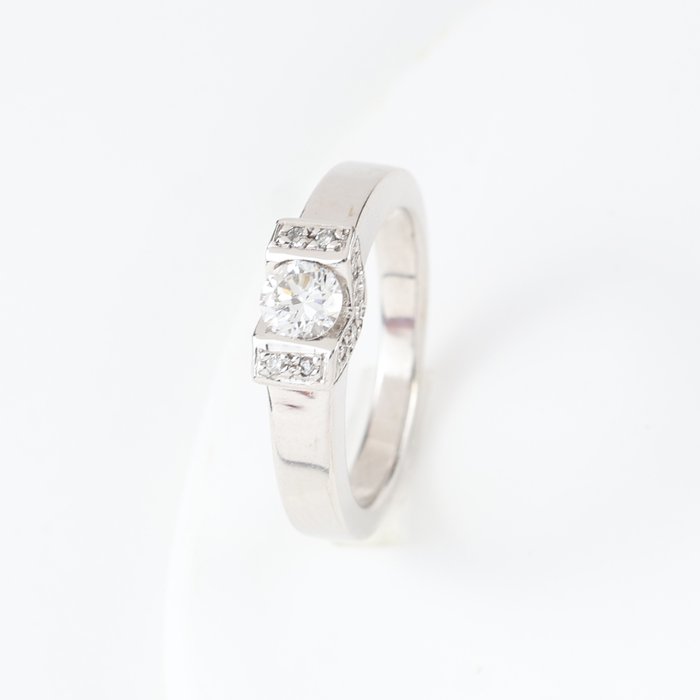 Ring - 18 kraat Hvidguld -  0.51ct. tw. Diamant (Natur) - Diamant