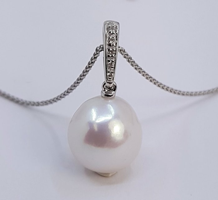 Halskæde med vedhæng - 14 karat Hvidguld -  0.04ct. tw. - 11x12mm Edison Pearl