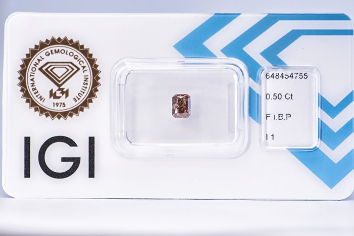 Ingen mindstepris - 1 pcs Diamant  (Naturfarvet)  - 0.50 ct - Radiant - Fancy intense Brun Lyserød - I1 - International Gemological Institute (IGI)