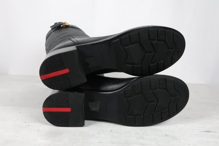 Prada - Knæhøje støvler - Størelse: Shoes / EU 37